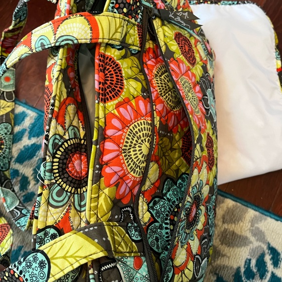 Vera Bradley-Flower Shower-Baby Make a change- diaper bag - Picture 6 of 6